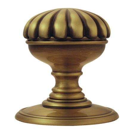 Carlisle Brass DK36CFB Delamain Flower Knob (LEAD TIME: 2-3 DAYS)