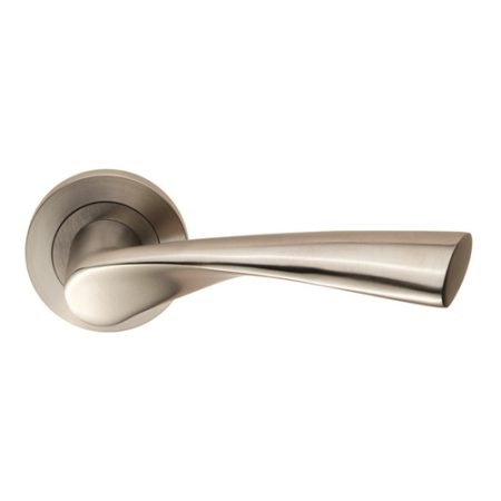 Eurospec SWL1121SSS Steelworx SWL Breeze Lever On Rose (LEAD TIME: 2-3 DAYS)